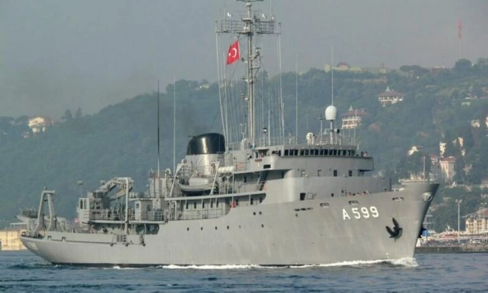 ''Θρίλερ'' σε εξέλιξη: Ανάμεσα σε Λήμνο & Άγιο Ευστράτιο πλέει το «Τσεσμέ»